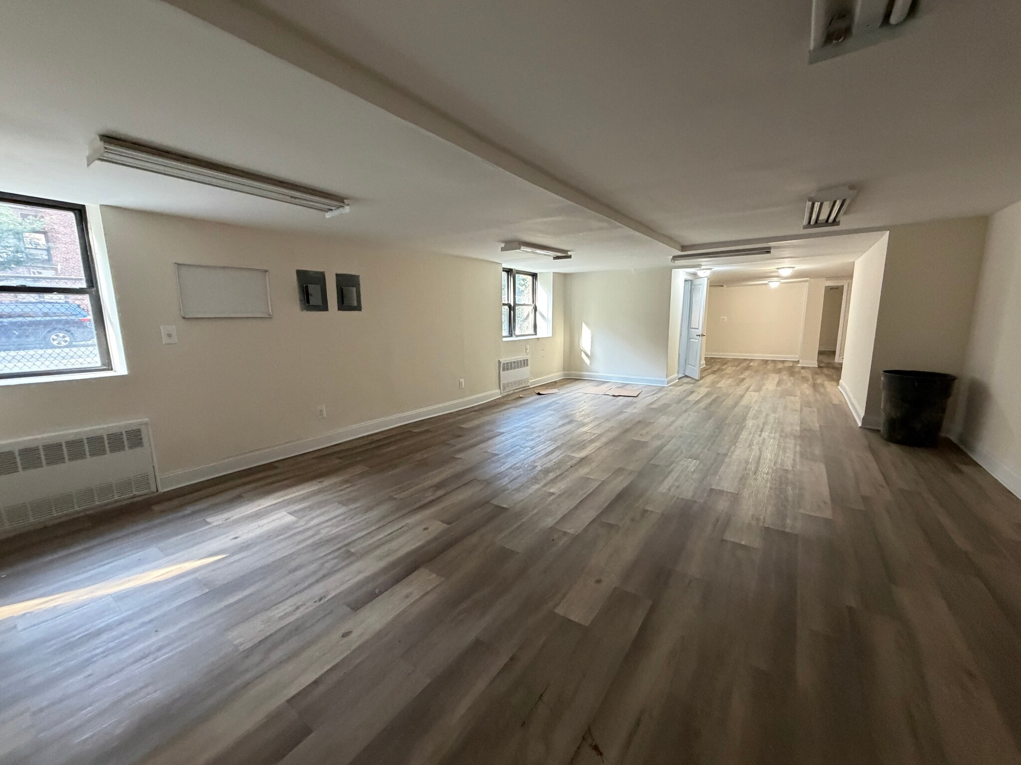 4101 Parsons Blvd, Flushing, NY for lease Interior Photo- Image 1 of 12