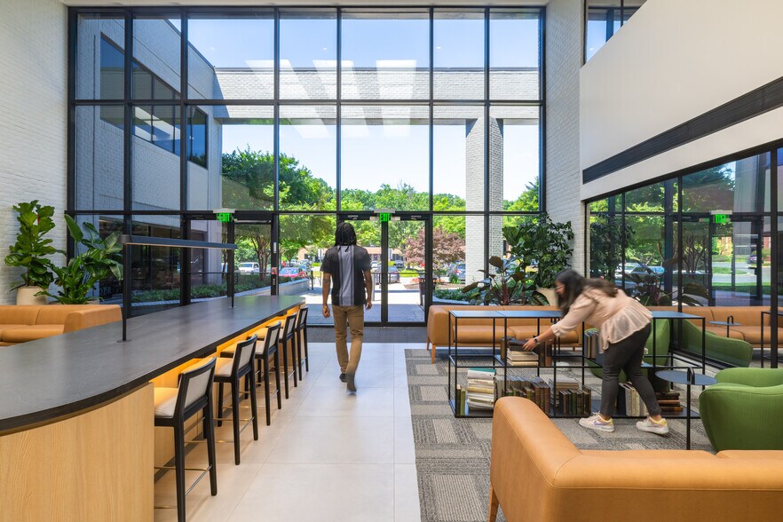 6760 Alexander Bell Dr, Columbia, MD à louer - Photo intérieure - Image 2 de 6