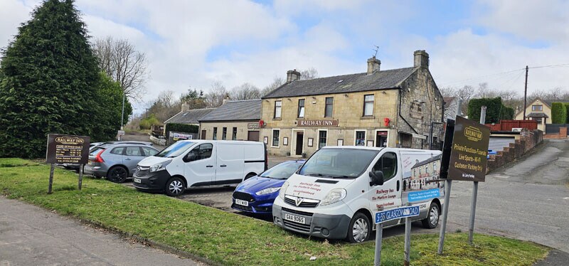 27 Glasgow Rd, Dennyloanhead à vendre - Photo du bâtiment - Image 2 de 16