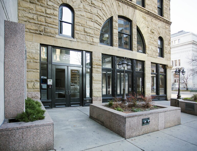 800 18th St, Denver, CO à louer - Photo du bâtiment - Image 3 de 21