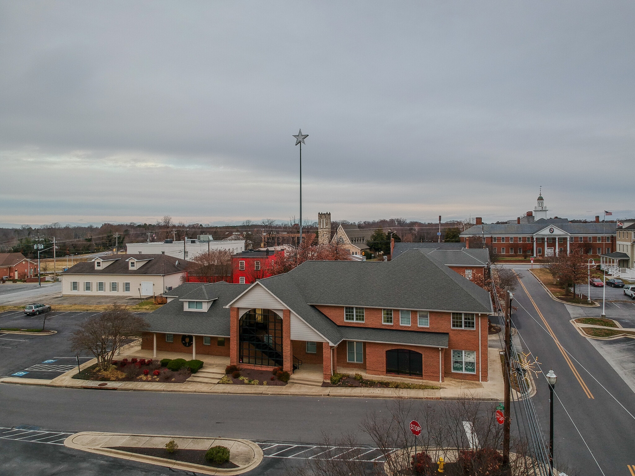 200 Howard Street #101 & 200 portfolio of 2 properties for sale on LoopNet.ca Primary Photo- Image 1 of 14