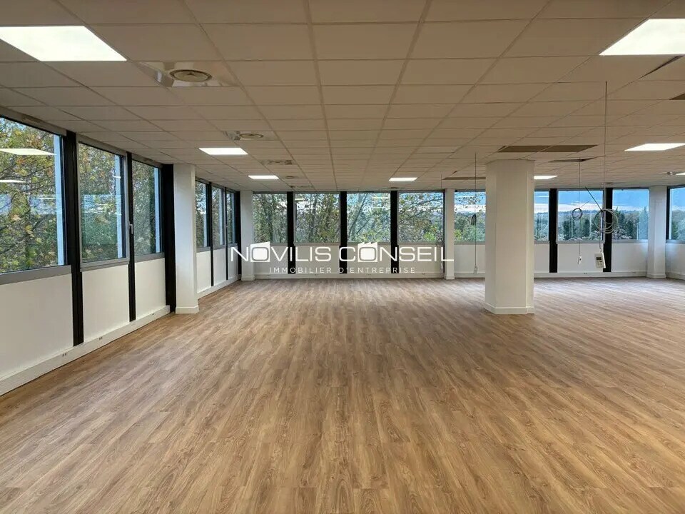 Office in Labège for lease Building Photo- Image 1 of 6