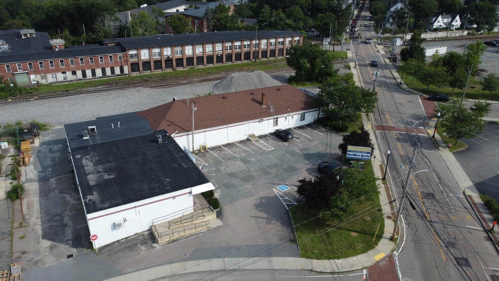 317 Union St, Franklin, MA for lease - Building Photo - Image 3 of 10