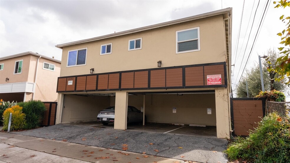 12592 Washington Pl, Los Angeles, CA à vendre - Photo du bâtiment - Image 3 de 34