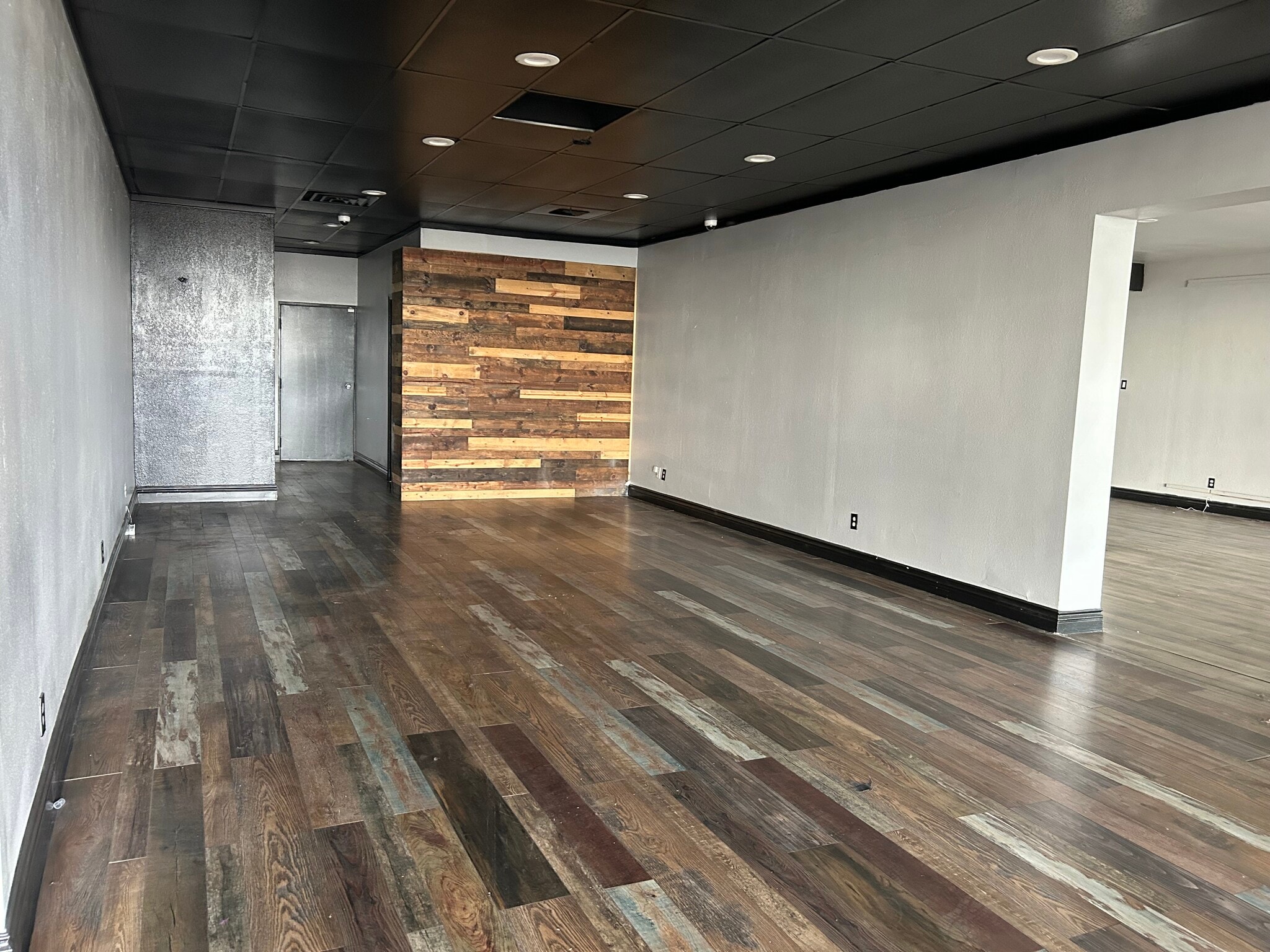 900 S Valley View Blvd, Las Vegas, NV for lease Interior Photo- Image 1 of 12