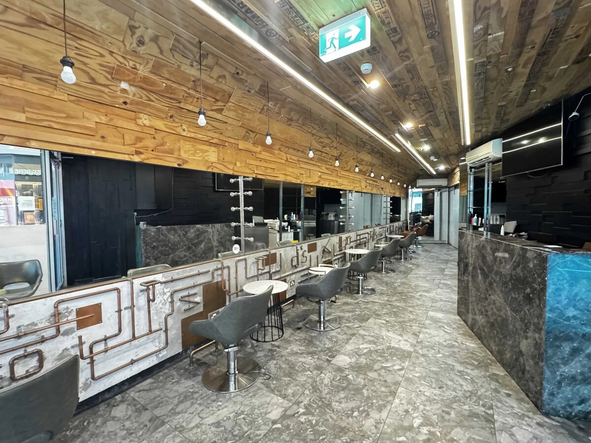 398-402 Sussex St, Haymarket, NSW 2000 - Unit Shop A - - Interior Photo - Image 1 of 2