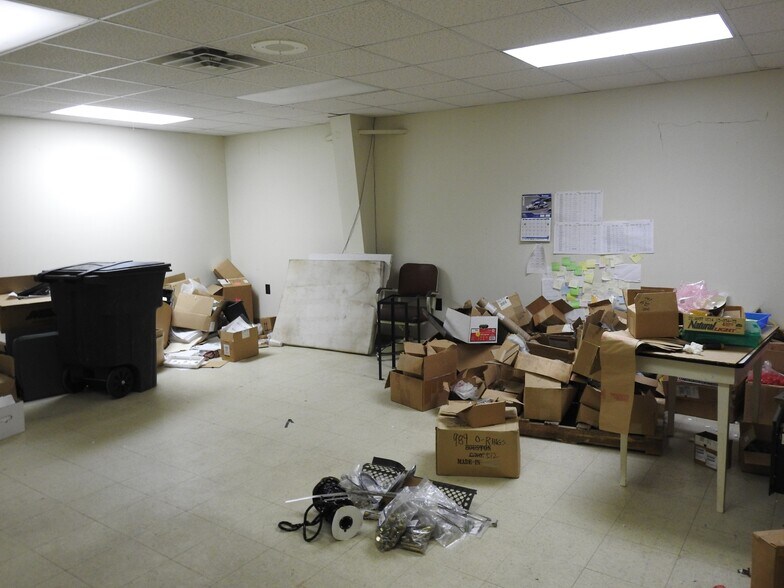 317 Nick Fitchard Rd, Huntsville, AL for lease - Interior Photo - Image 2 of 19