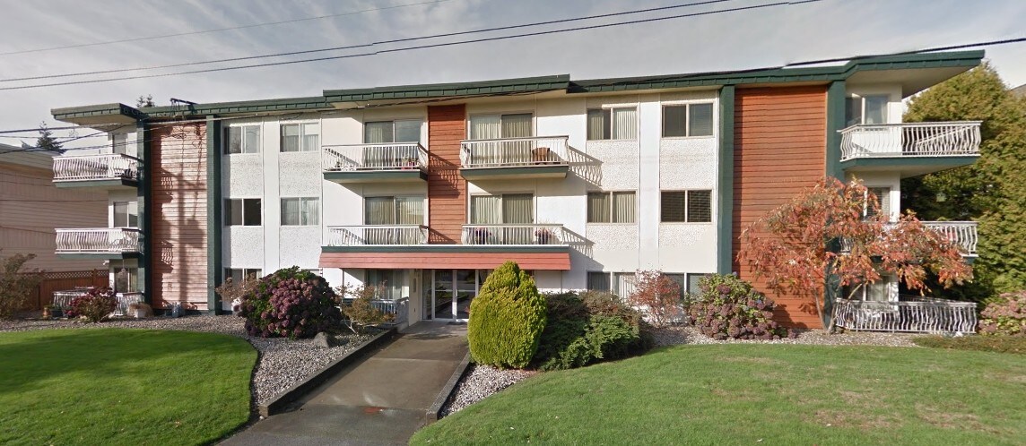 1351 Merklin St, White Rock, BC for sale Building Photo- Image 1 of 1