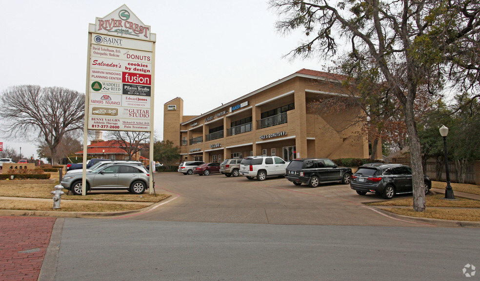 4455 Camp Bowie Blvd, Fort Worth, TX for lease - Building Photo - Image 2 of 5