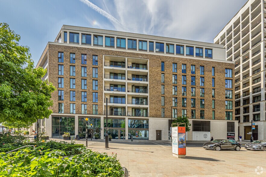 11 Schooner Rd, Londres à louer - Photo principale - Image 1 de 31