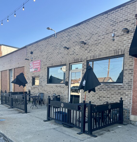 360 S East Ave, Kankakee, IL for sale - Building Photo - Image 3 of 8