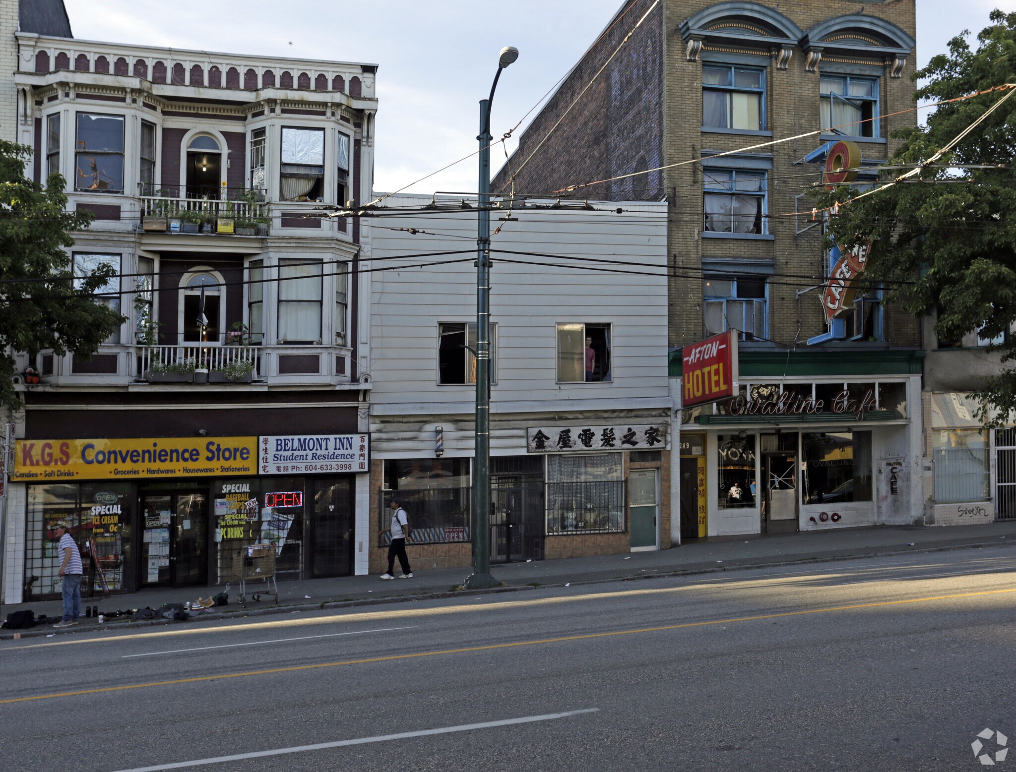 245-247 E Hastings St, Vancouver, BC à vendre Photo principale- Image 1 de 1