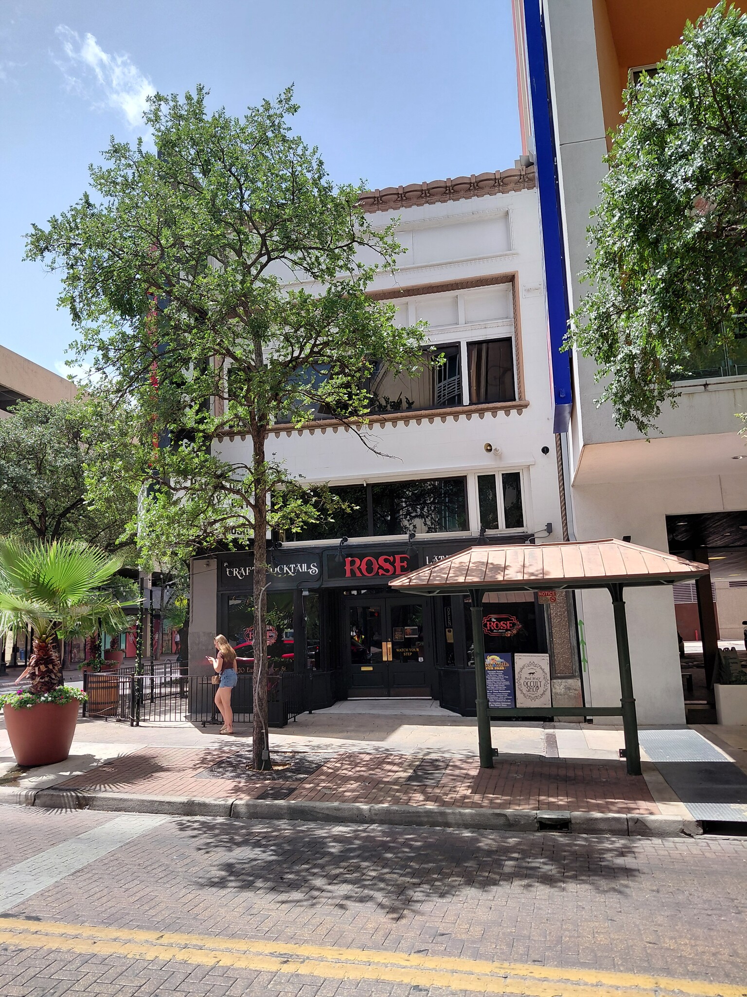 420 E Houston St, San Antonio, TX à louer Photo du bâtiment- Image 1 de 7