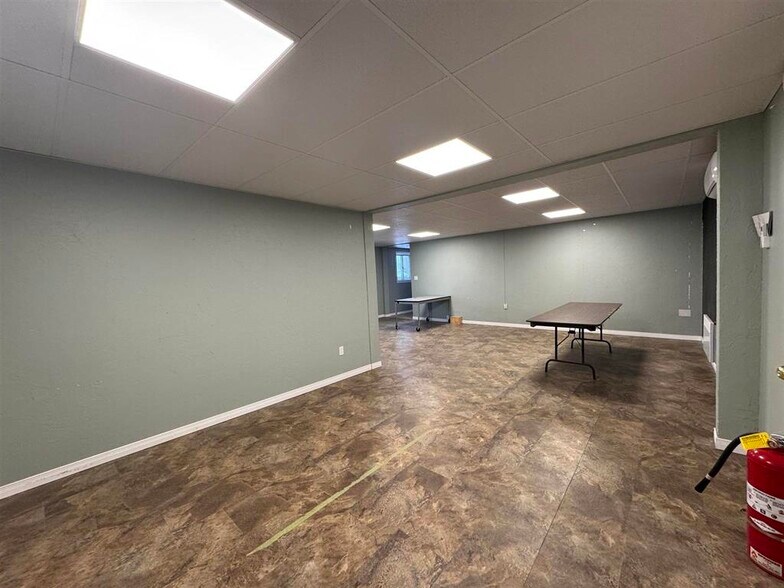 34 Birch St, Chapleau, ON for lease - Building Photo - Image 3 of 5