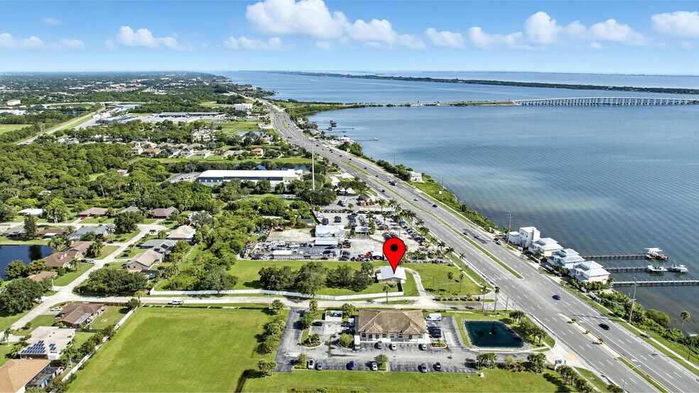 5160 N Highway 1, Palm Shores, FL à vendre - Photo du bâtiment - Image 1 de 22