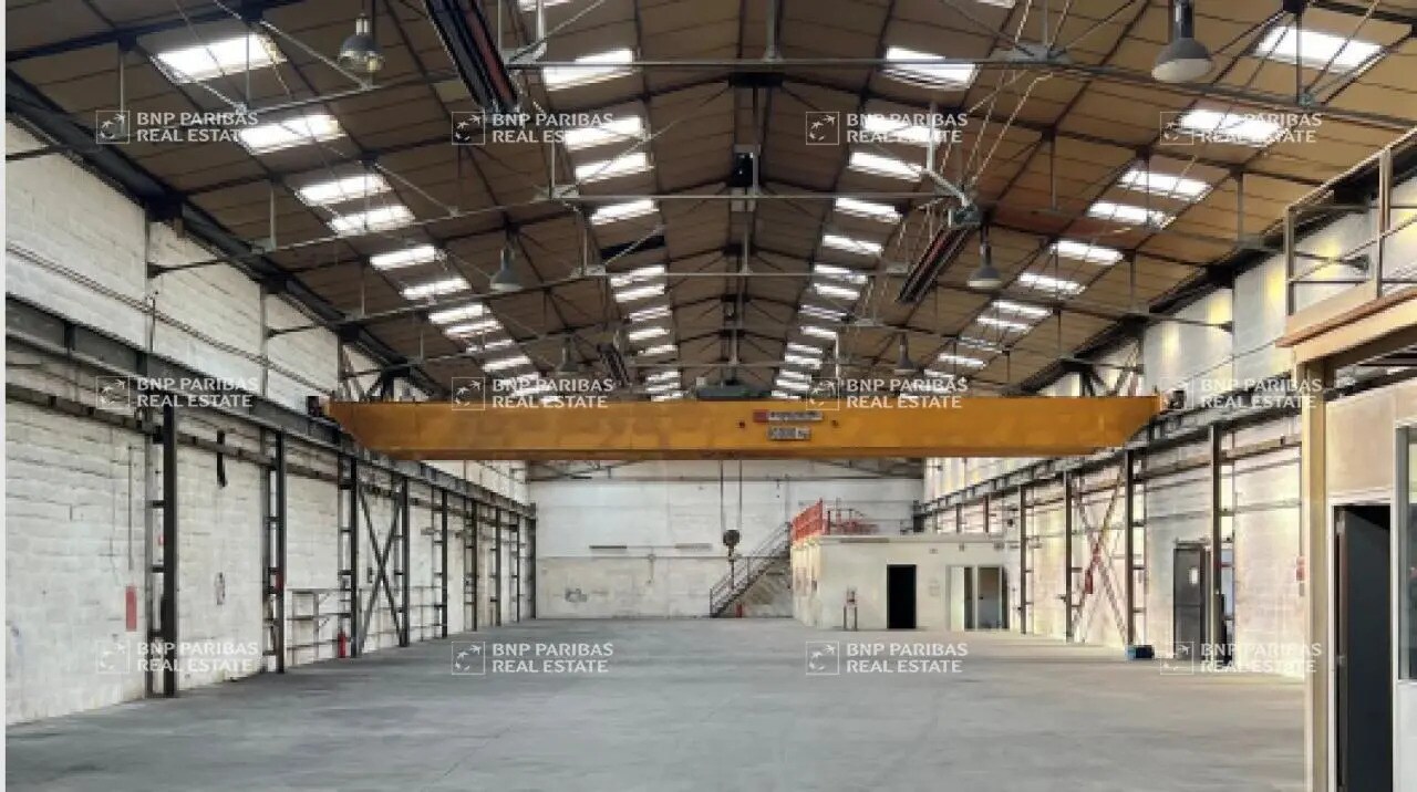 42 Avenue Du Progrès, Chassieu à louer Photo du bâtiment- Image 1 de 27