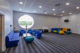 Bursledon Road, Southampton for sale Interior Photo- Image 2 of 5