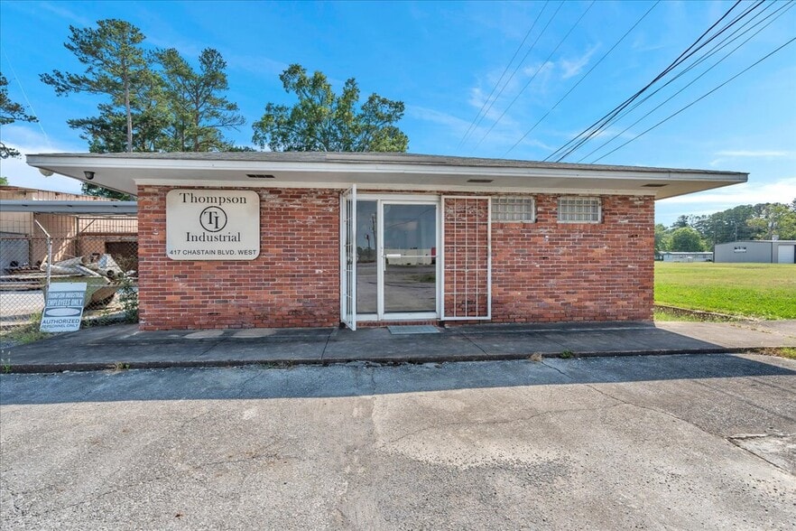 417 Chastain Blvd W, Glencoe, AL for sale - Building Photo - Image 2 of 7