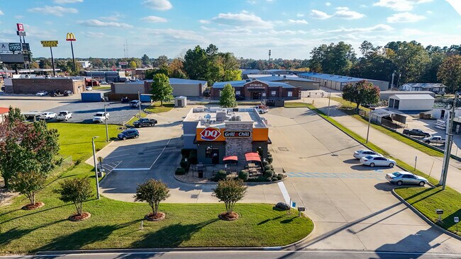 More details for 5435 Cypress St, West Monroe, LA - Retail for Sale