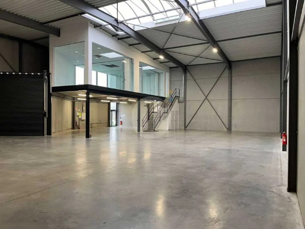 Flex dans Seclin à louer Photo du bâtiment- Image 1 de 7