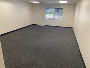 17632 Irvine Blvd, Tustin, CA for lease Interior Photo- Image 1 of 5