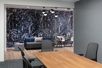 6350 Walker Ln, Alexandria, VA for lease Interior Photo- Image 2 of 8