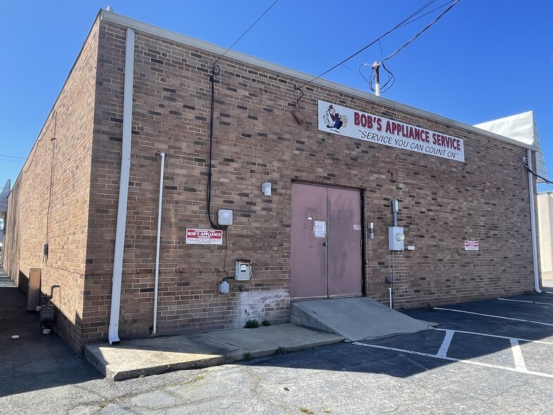 1888 Sunset Ave, Rocky Mount, NC for sale - Building Photo - Image 3 of 3