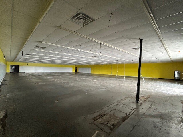 941 S Governor Williams Hwy, Darlington, SC for lease - Building Photo - Image 2 of 8