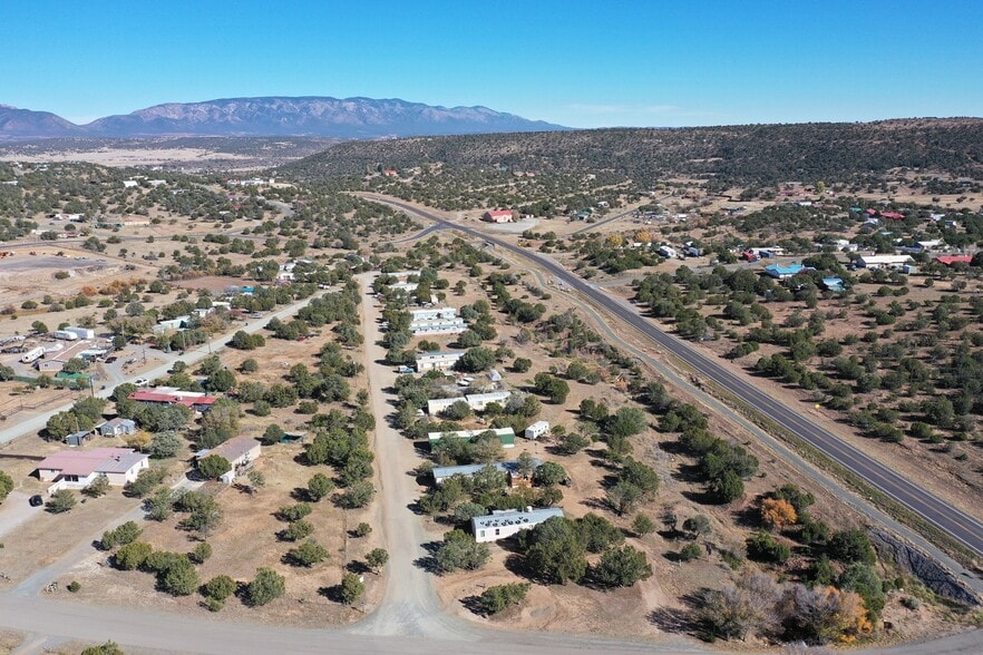104 Aspen Dr, Capitan, NM for sale - Building Photo - Image 2 of 13