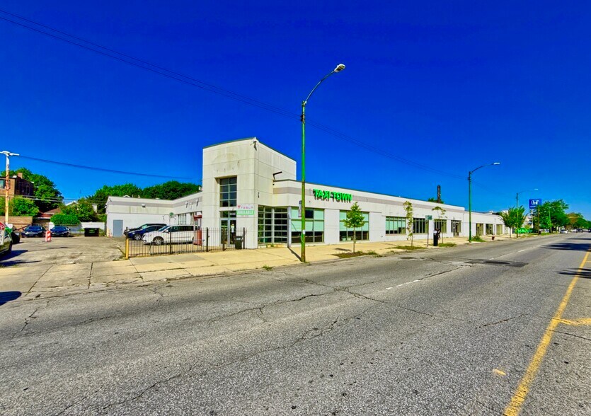 6500 N Western Ave, Chicago, IL à vendre - Photo du bâtiment - Image 1 de 29