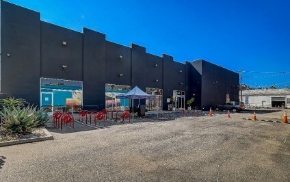1139 N Highland Ave, Los Angeles, CA à louer - Photo du bâtiment - Image 3 de 5