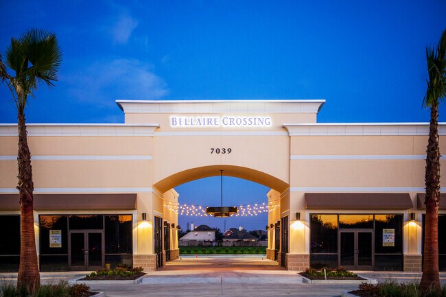 More details for 7039 FM 1464 Rd, Richmond, TX - Office, Retail for Lease