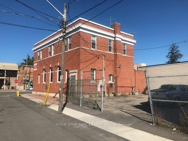 19 King St W, Hagersville, Hagersville, ON à vendre Photo du bâtiment- Image 1 de 1