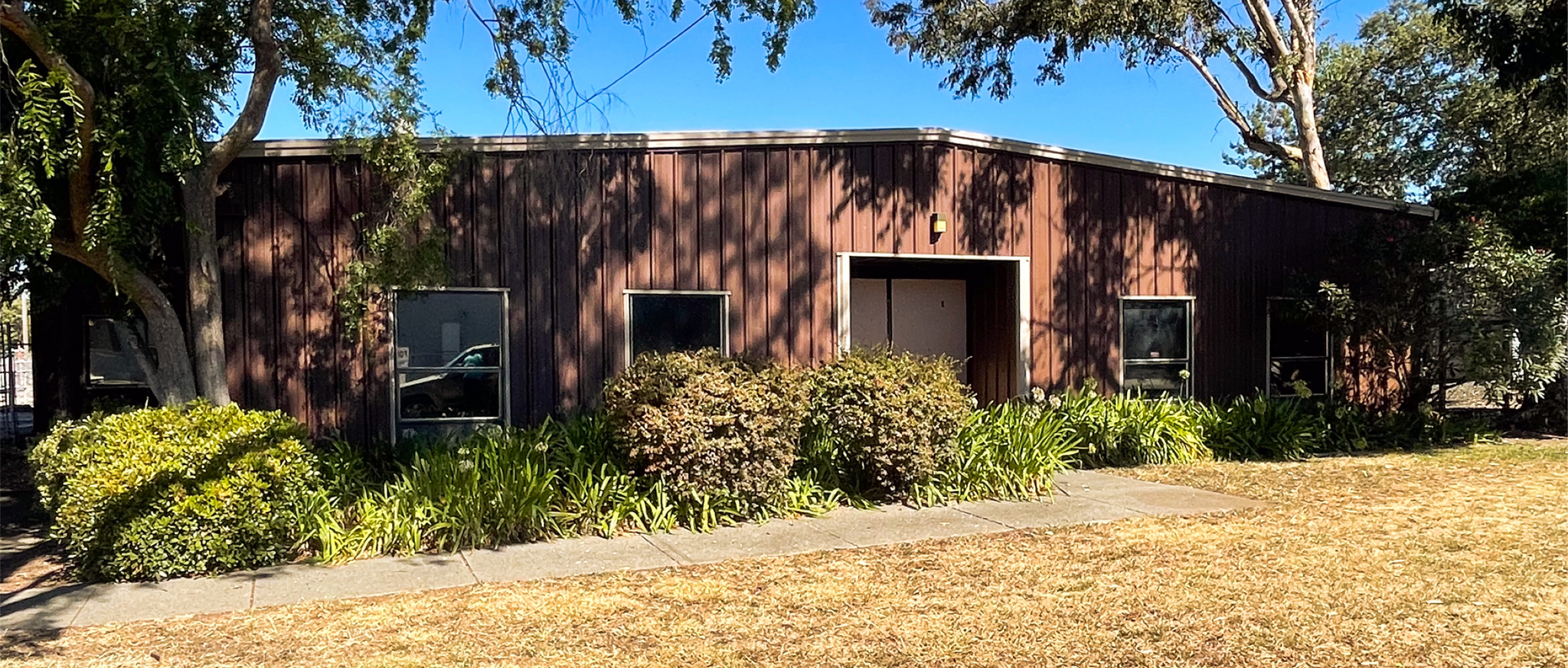 11 W Barham Ave, Santa Rosa, CA for lease Primary Photo- Image 1 of 12