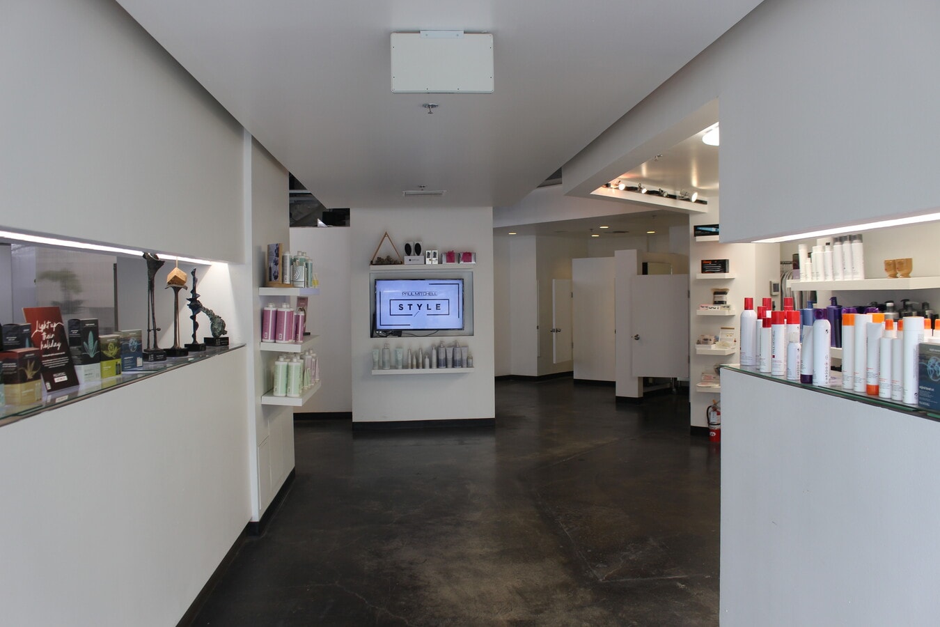 100-200 Harbor Dr, San Diego, CA 92101 - Unit 2 - - Interior Photo - Image 2 of 4