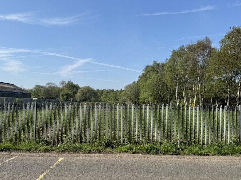 Station Rd, North Wingfield for sale - Primary Photo - Image 1 of 4