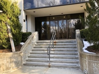 Plus de détails pour 5 Schuman Rd, Millwood, NY - Bureau à louer