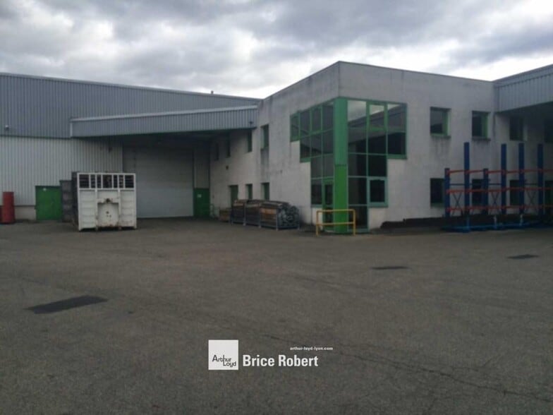 Industrial in Jassans-Riottier for sale - Building Photo - Image 2 of 2