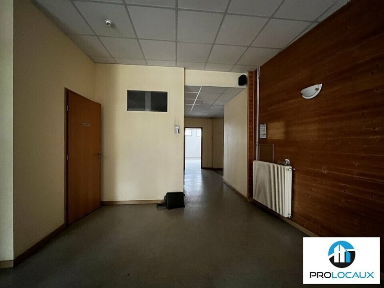 Office in Gouvieux for sale - Interior Photo - Image 3 of 8