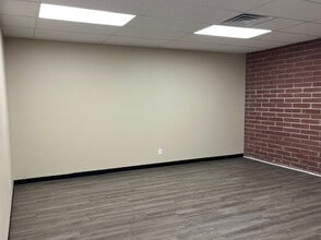 6724 Paluxy Dr, Tyler, TX for lease Interior Photo- Image 2 of 9