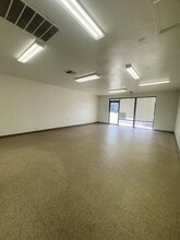 2920-2972 Churn Creek Rd, Redding, CA à louer Photo intérieure- Image 2 de 4