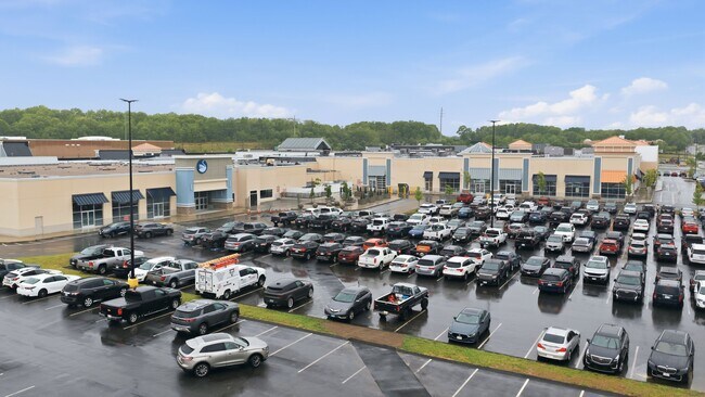 Plus de détails pour 262 Swansea Mall Dr, Swansea, MA - Commerce de détail à louer