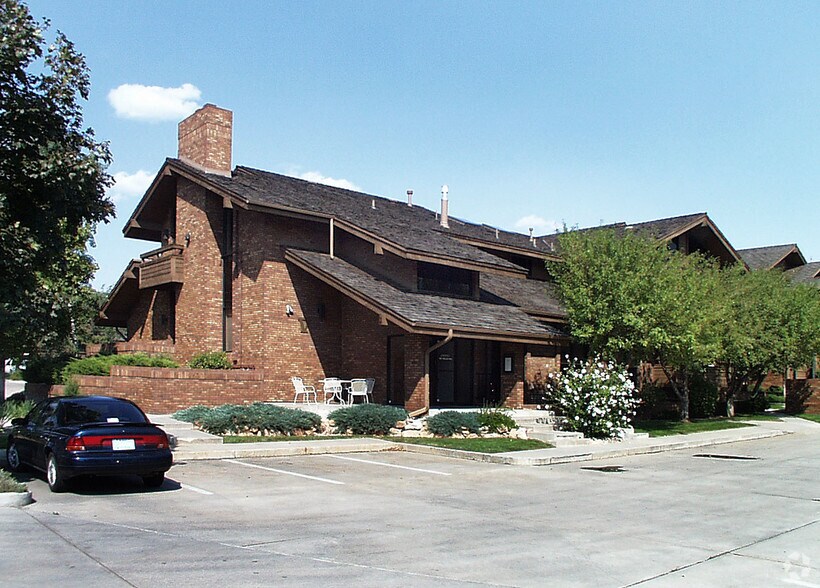 5400 Ward Rd, Arvada, CO à louer - Photo du bâtiment - Image 2 de 17