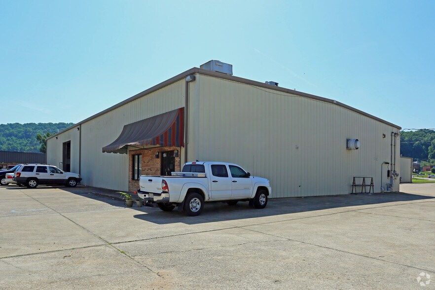 192 Chandalar park Dr, Pelham, AL à louer - Photo du bâtiment - Image 2 de 6