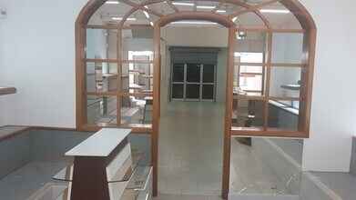 Retail in Sant Pere de Vilamajor, Barcelona for lease Interior Photo- Image 2 of 3