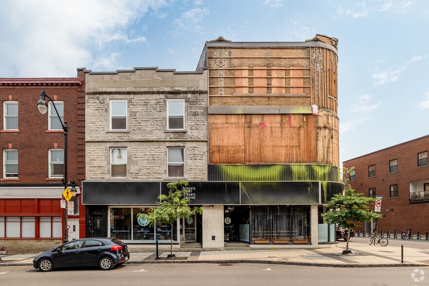 3726-3734 Rue Notre-Dame O, Montréal, QC à vendre - Photo du bâtiment - Image 2 de 3