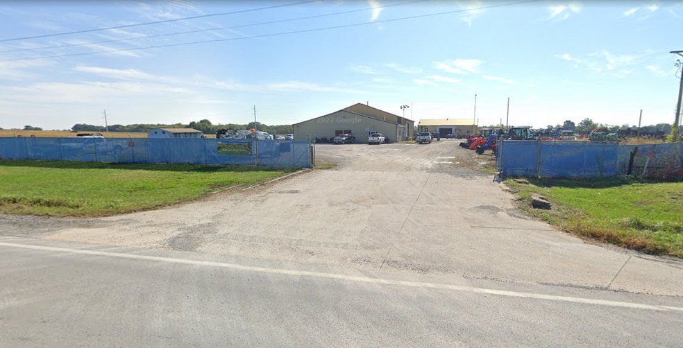 1284 NE Highway 52, Clinton, MO à vendre - Photo du bâtiment - Image 2 de 11