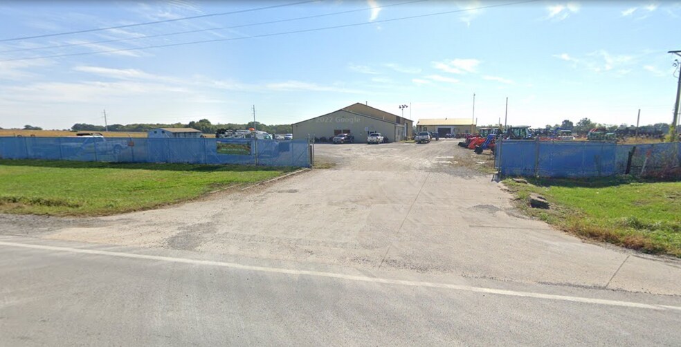 1284 NE Highway 52, Clinton, MO à vendre - Photo du bâtiment - Image 2 de 11