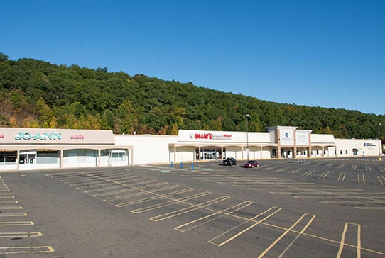 831-881 Wolcott St, Waterbury, CT for lease Building Photo- Image 1 of 9