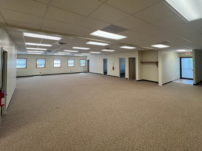 425 Grant Ave, Auburn, NY à louer - Photo intérieure - Image 2 de 2